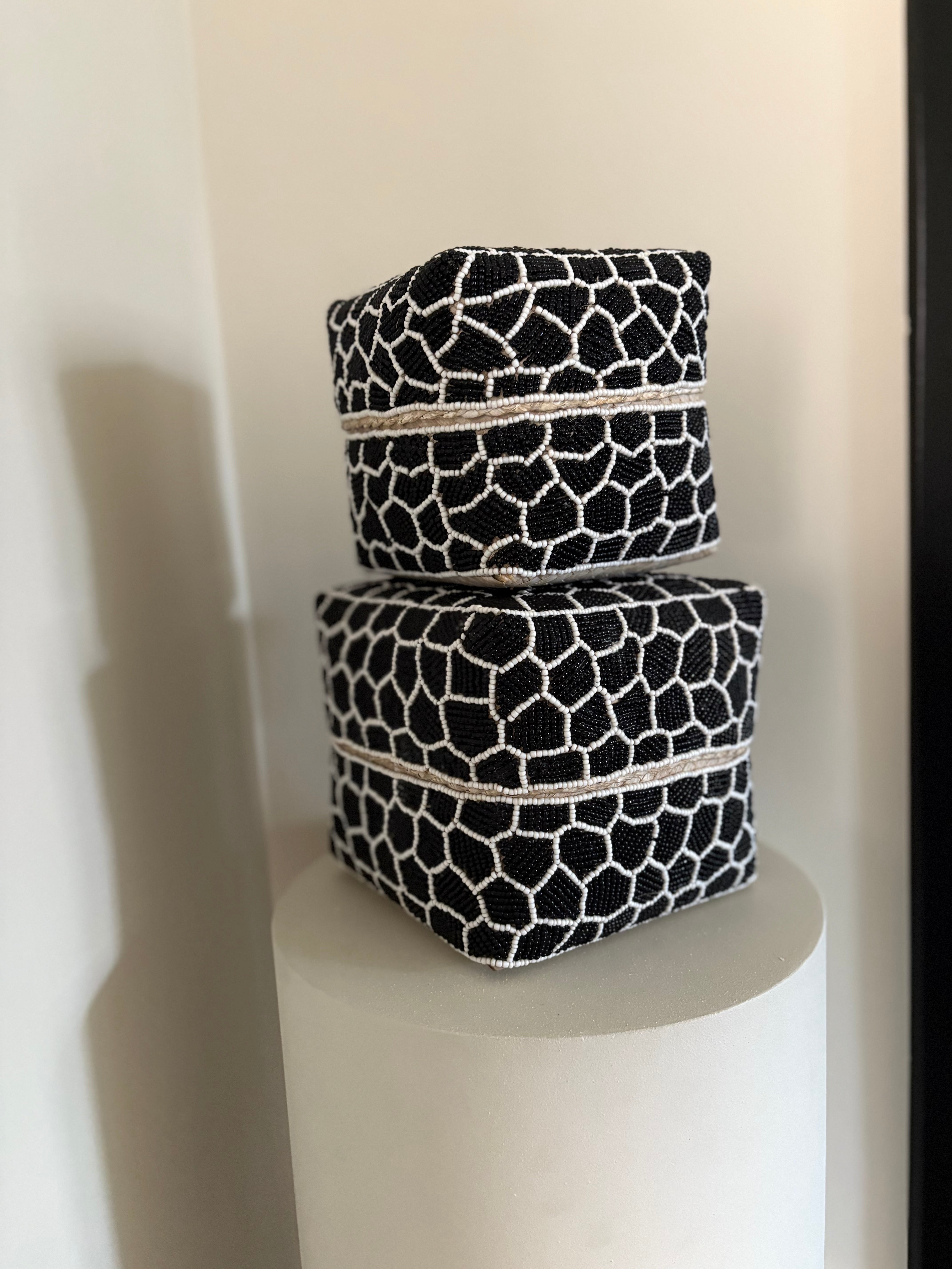 Offermand Snake zwart | Maat L | Offermand zwart wit | Handgemaakt