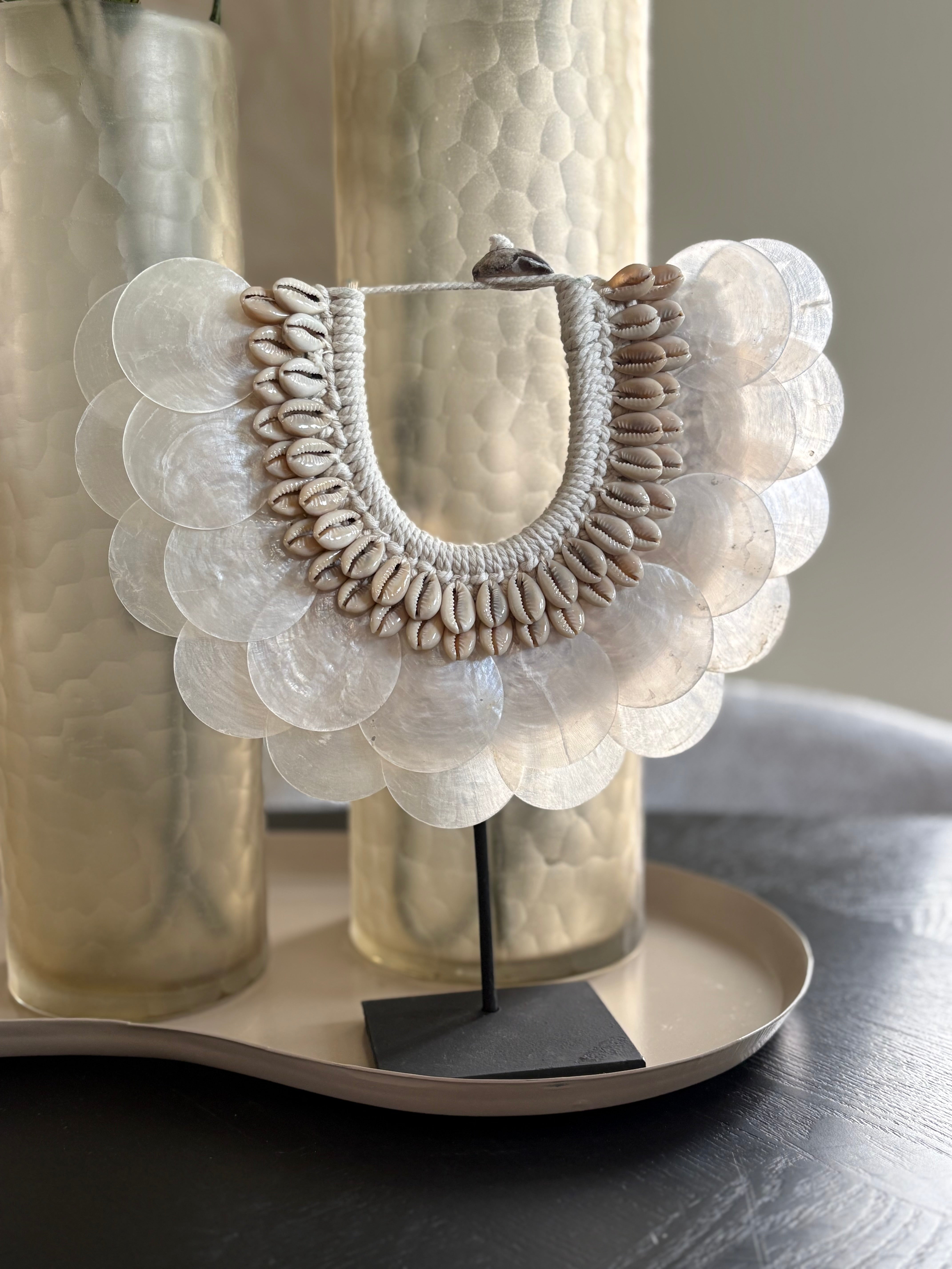 Kleine schelpenketting papua | Beige