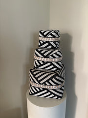 Offermand Jill | Zwart/ wit met schelpen | Handgemaakt