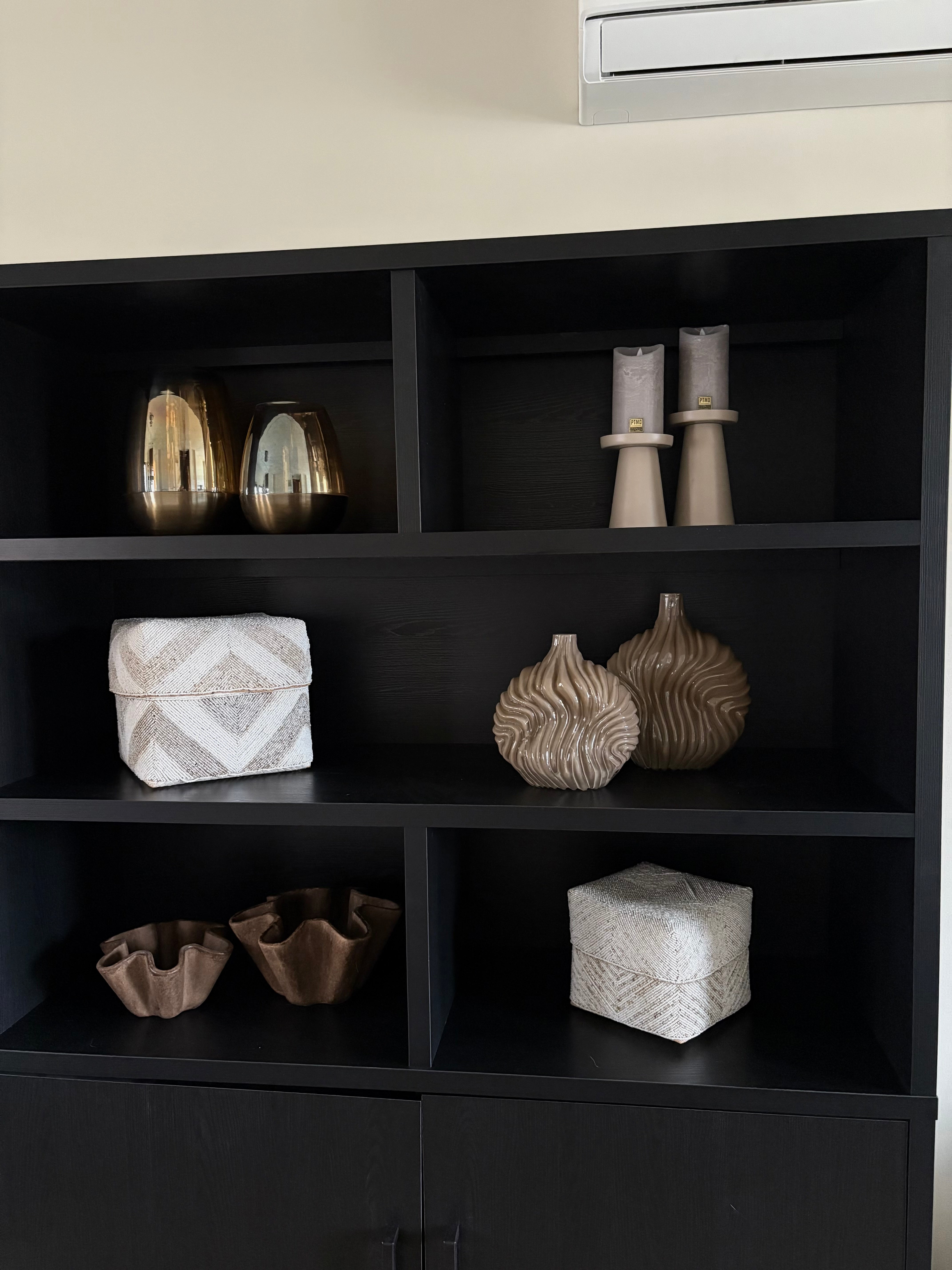 Kelline taupe vazen | Hotel chique