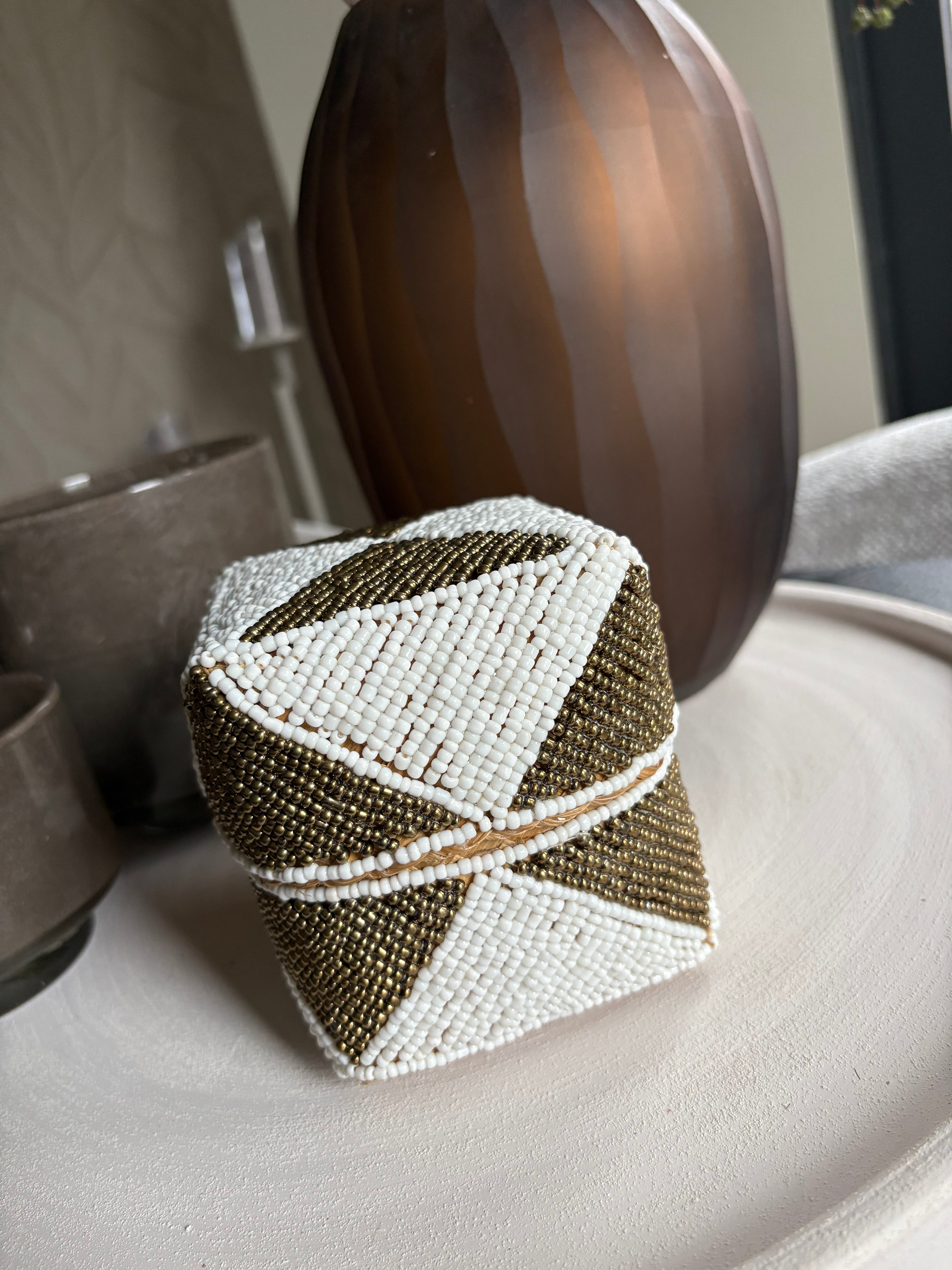 Offermand Lilo | Goud wit | Handgemaakt