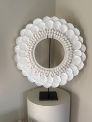 Schelpencirkel op standaard | Schelpenornament | Schelpenornament creme