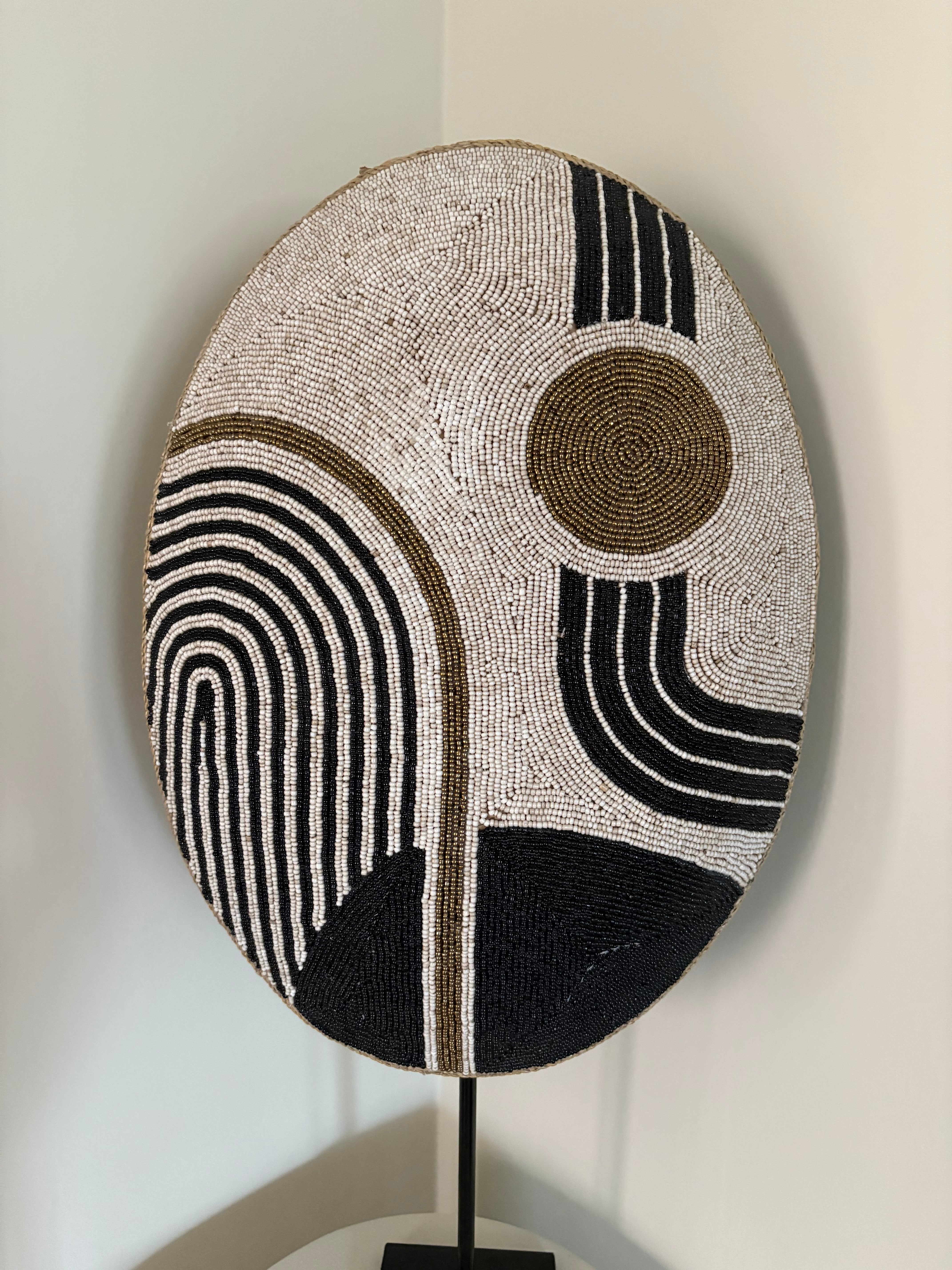 Kralenschild | Handgemaakt | Ornament zwart/beige/goud | 70cm hoog