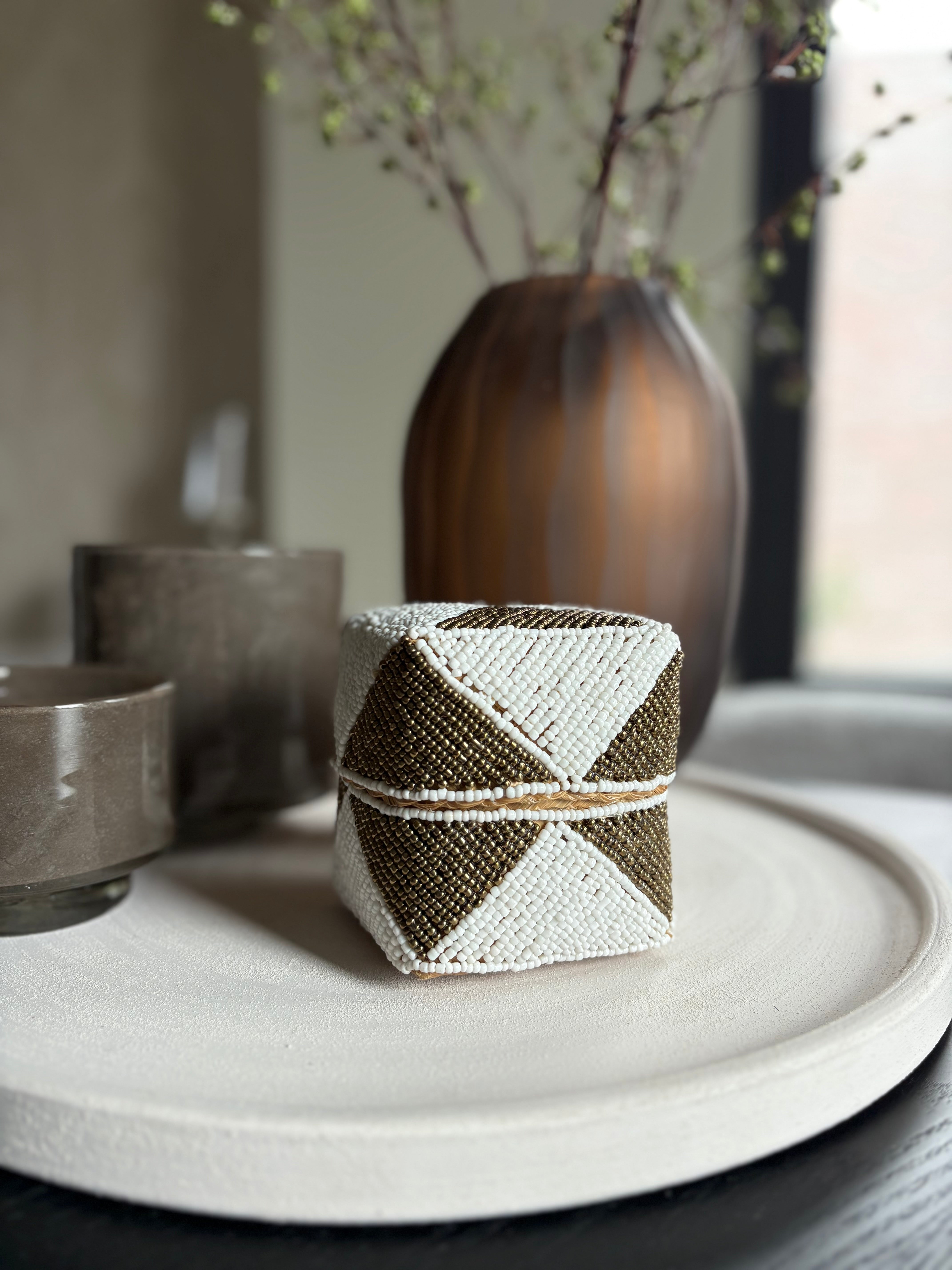 Offermand Lilo | Goud wit | Handgemaakt