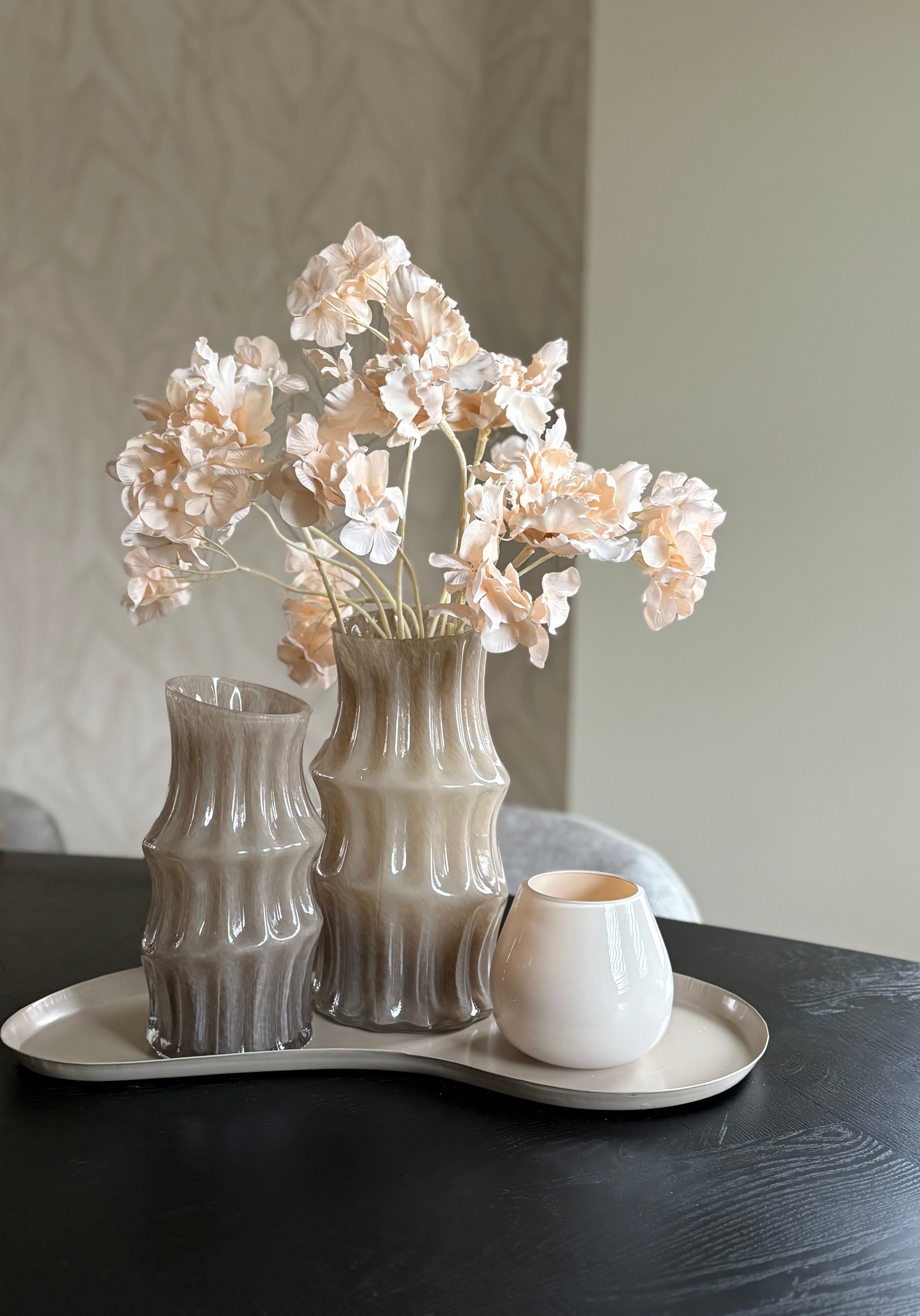 Anvi taupe vaas | Hotel chique