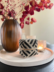 Offermand Marie | Offermand zwart beige | Handgemaakt | Japandi