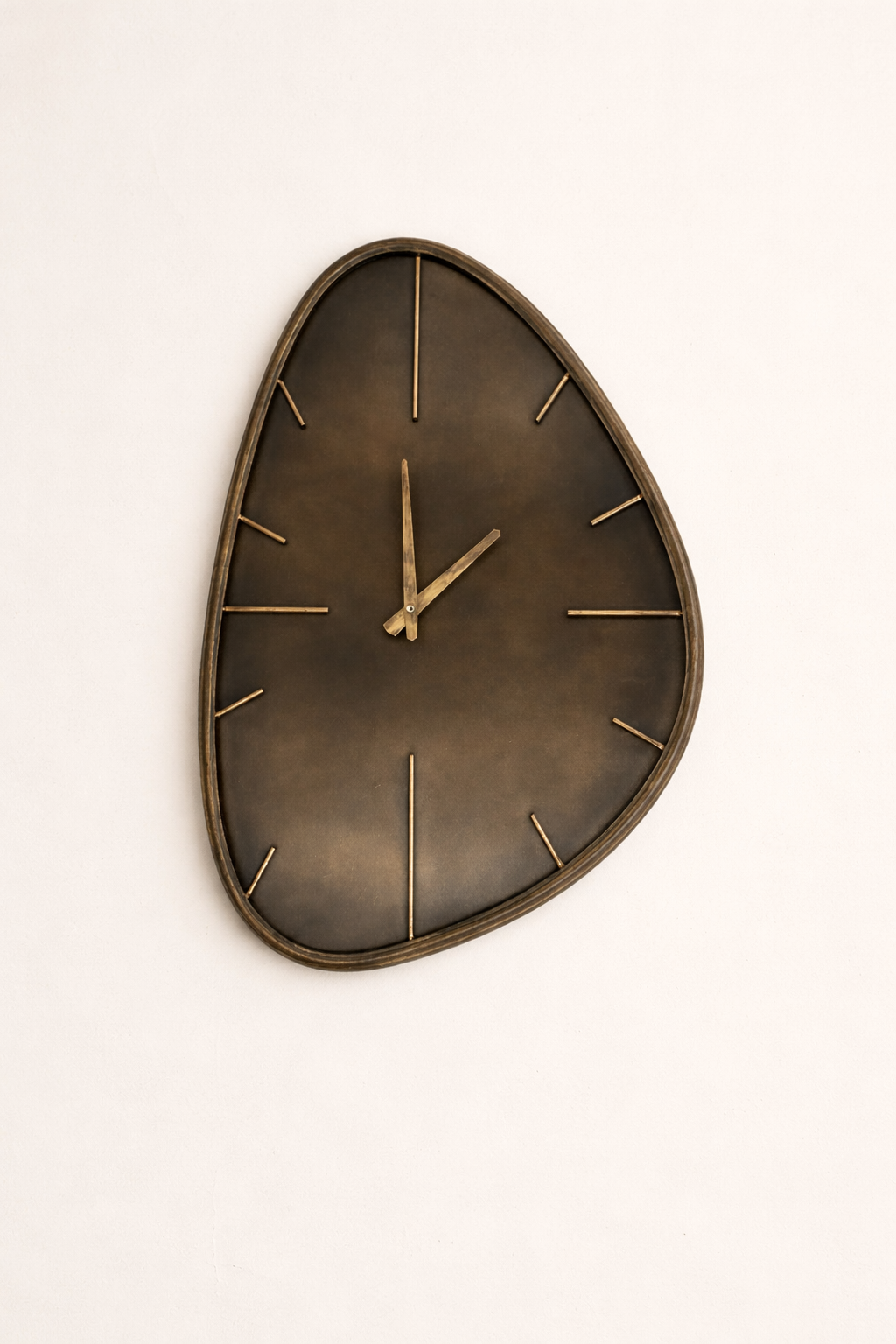 Pre order | Organische wandklok | Brons | Japandi