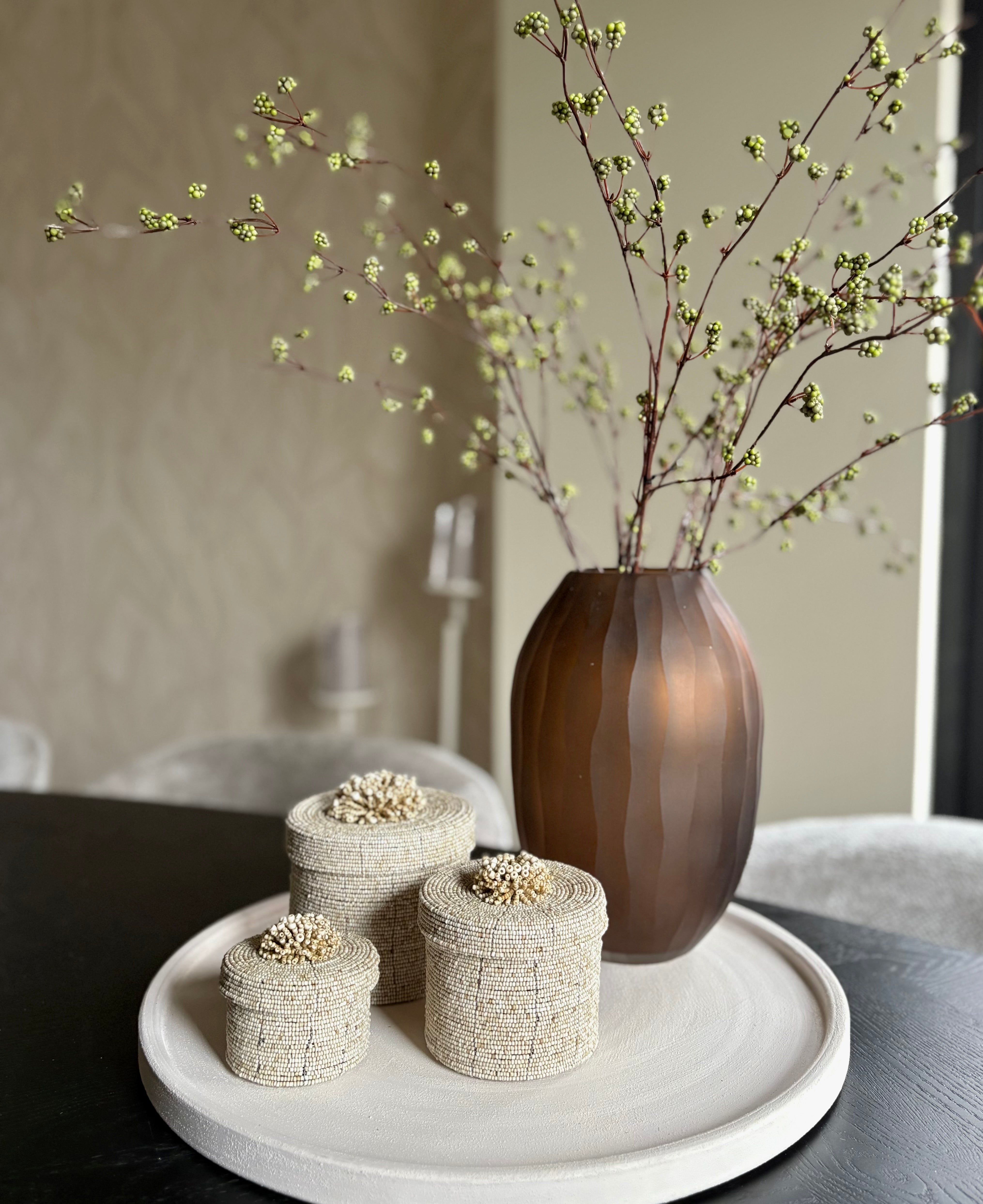 Set van drie kralenmanden | Zandkleur | Vakkenkast decoratie