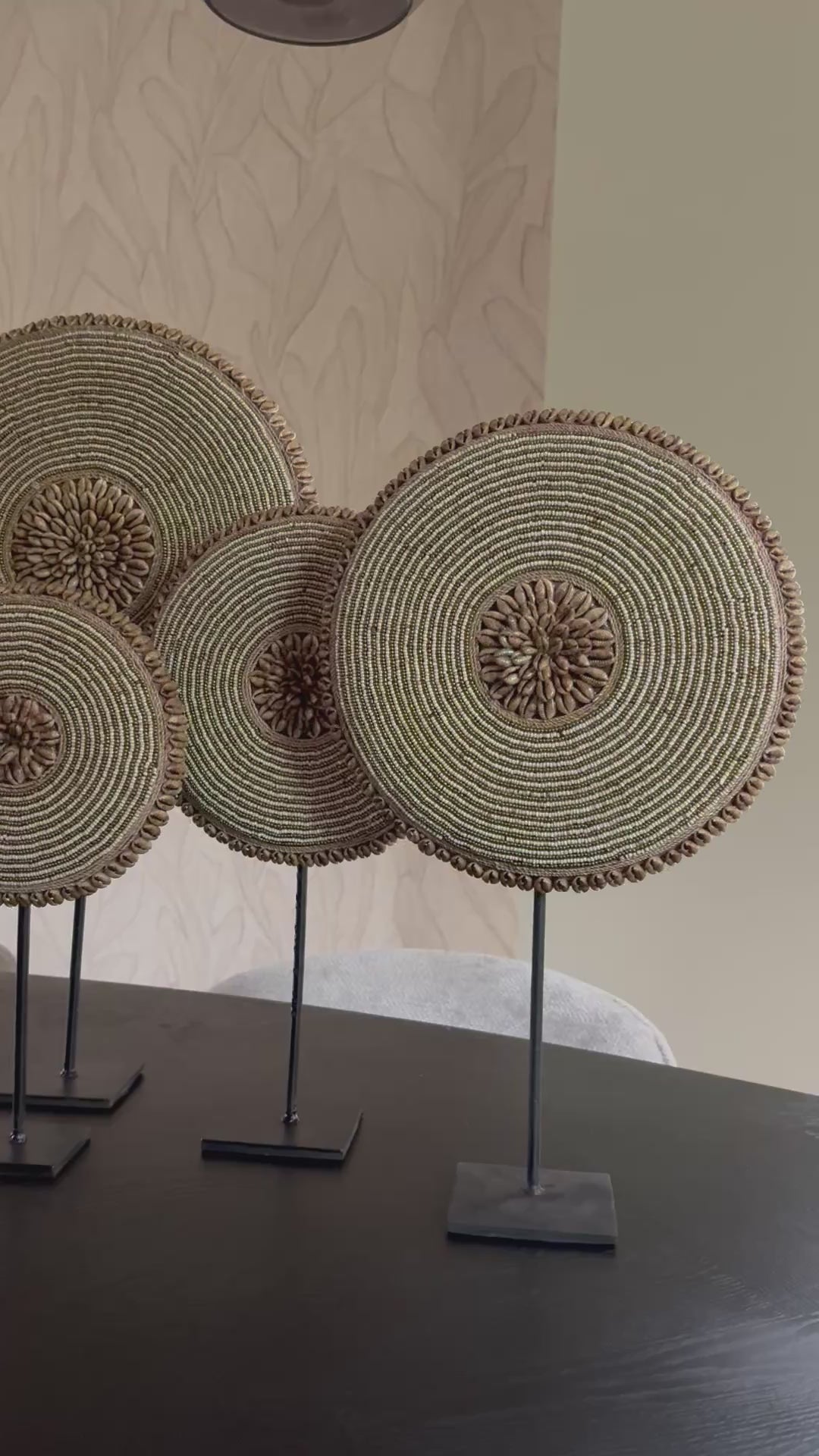 Video laden: Kralenschild Nusa | Japandi | Handgemaakt